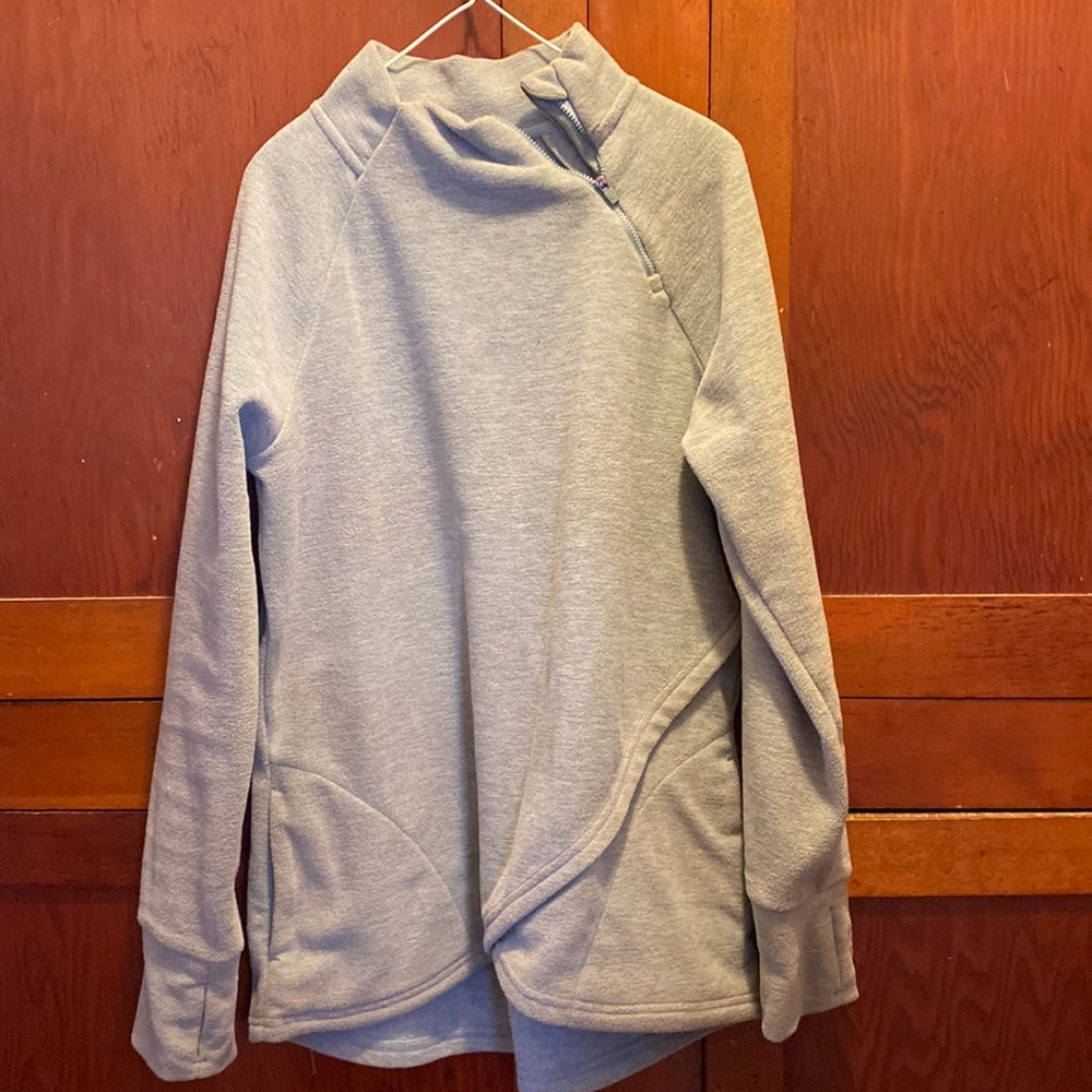 Kyodan Outdoor brand women’s pullover sweater